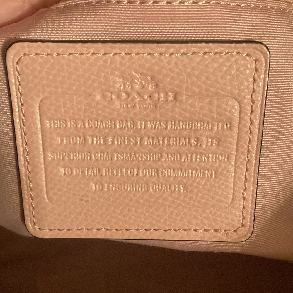 Coach Tote Bag Like New! - Picture 6 of 7